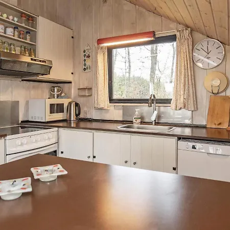 Holiday home 6 Person In Roslev Vester Gronning